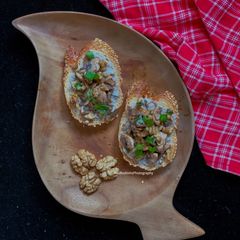 A picture of Creamy Walnuts & Mushrooms on Toast.