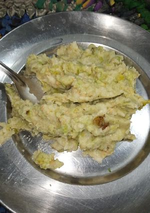 अमरूद की टेस्टी चटनी (Amrood ki tasty chutney recipe in hindi) रेसिपी मुख्य फोटो