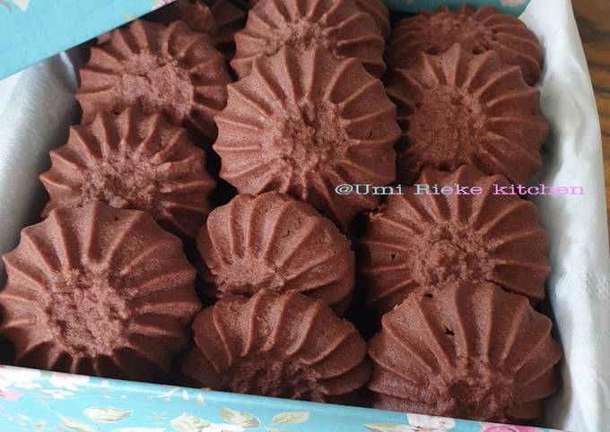 Cara Gampang Menyiapkan Chocolates Cookies Anti Gagal