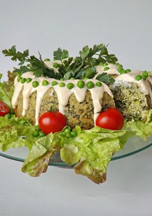 Zdjęcie przepisu Wiosenna babka jaglana z zielonych warzyw.