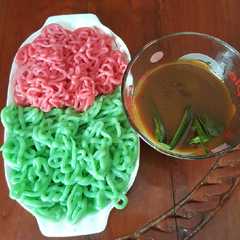 A picture of Putu mayang.