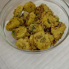A picture of Dudhi (Lauki) Muthiya !.