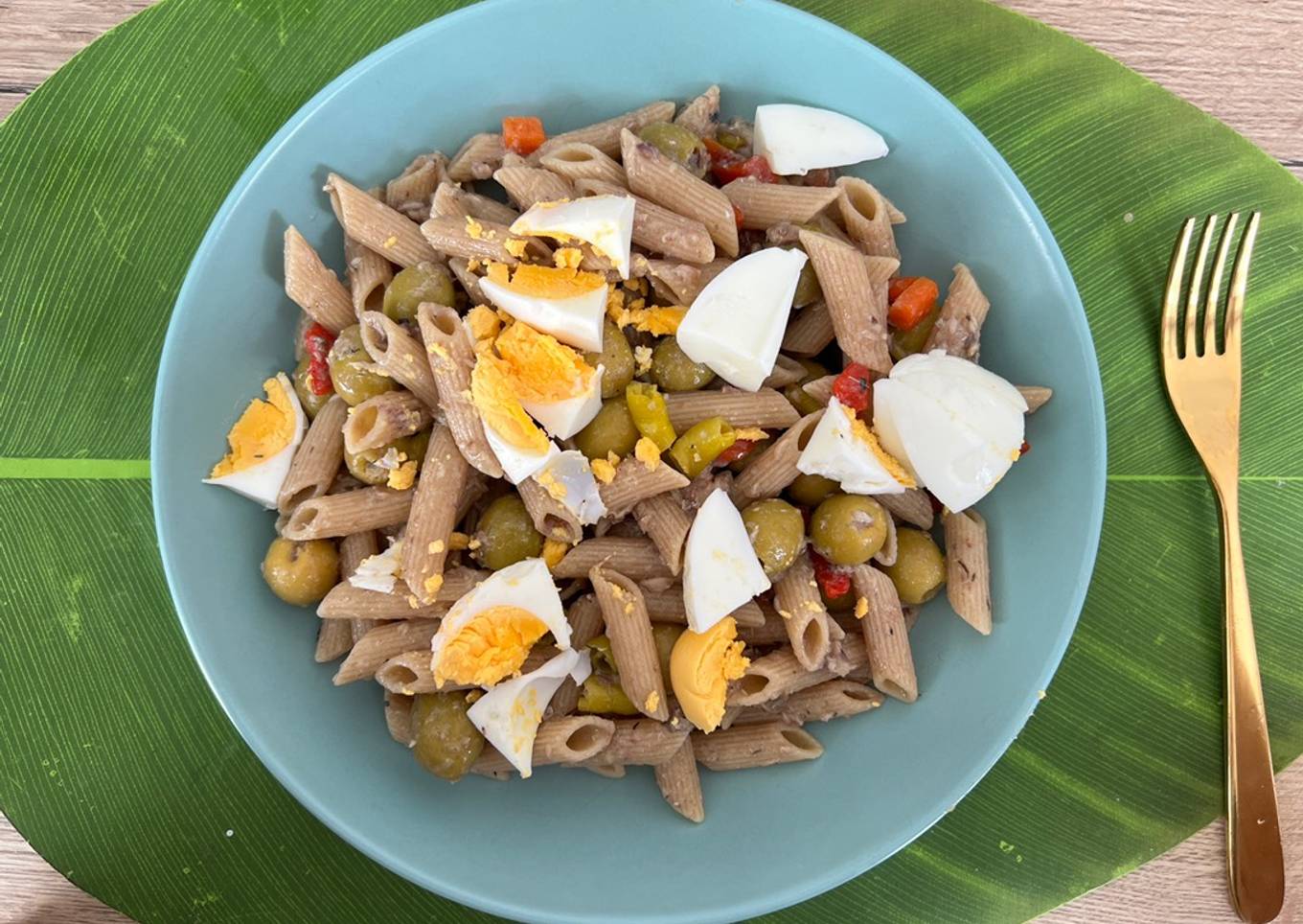 Pasta fría con sardinas