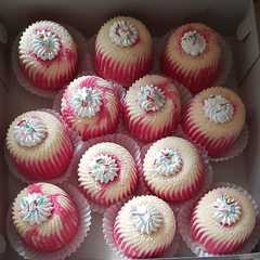 รูปของ Bolu kukus merah putih