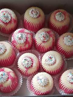 Foto resep Bolu kukus merah putih