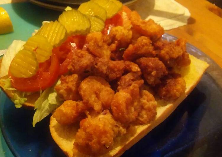 Steps to Prepare Any-night-of-the-week LadyIncognito&#39;s New Orleans Styled Dressed Shrimp Poboy