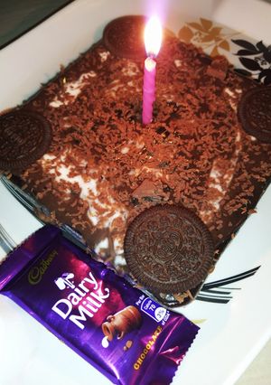 A picture of Oreo choco cake.
