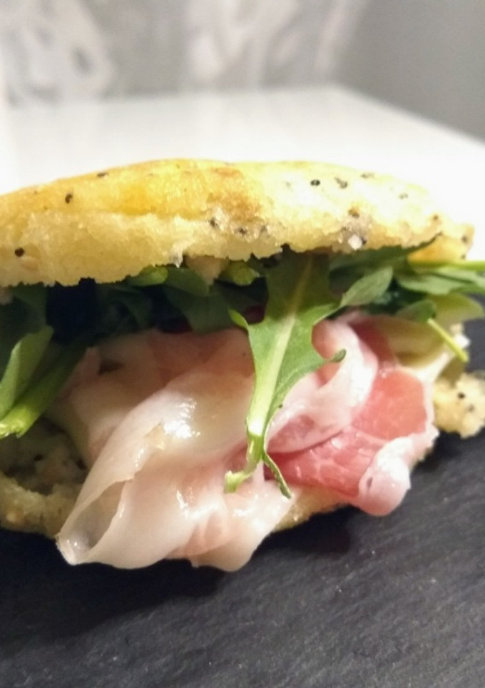 Una foto de Arepa al horno con semillas