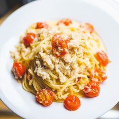 A picture of Canned crab oil pasta.