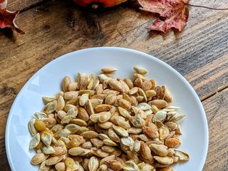 Oven Baked Pumpkin Seeds