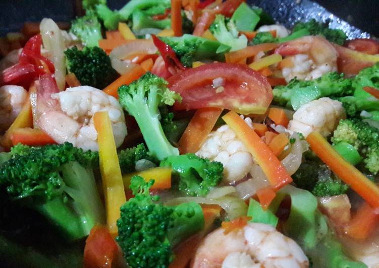 Bagaimana Menyiapkan Ca Brokoli Wortel Udang🍤, Sempurna
