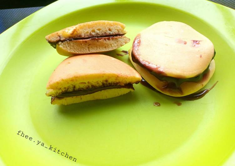 BIKIN NGILER! Begini Cara Membuat 11.Dorayaki