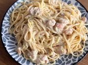 Una foto de spaghetti al eneldo