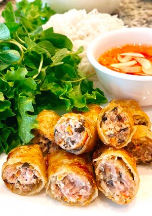 Hình của món Bún Nem Rán.