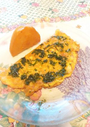 Una foto de Omelette de jamón y queso acompañada de papas #Mideseo2021