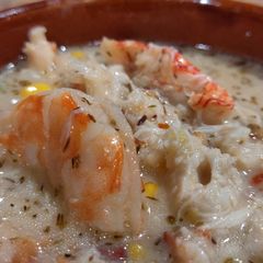 A picture of Seafood Chowder.