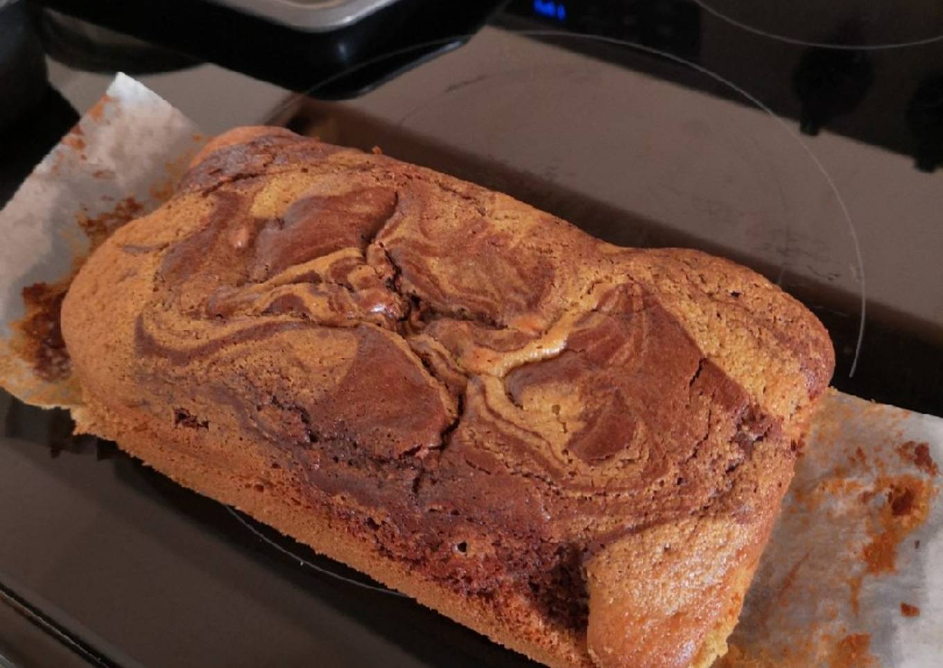 Whole wheat marble cake