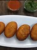 Corn and paneer bread rolls