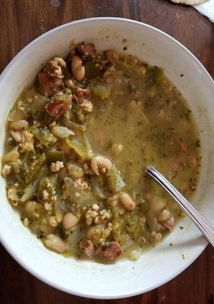 A picture of Chicken Chile Verde Soup.