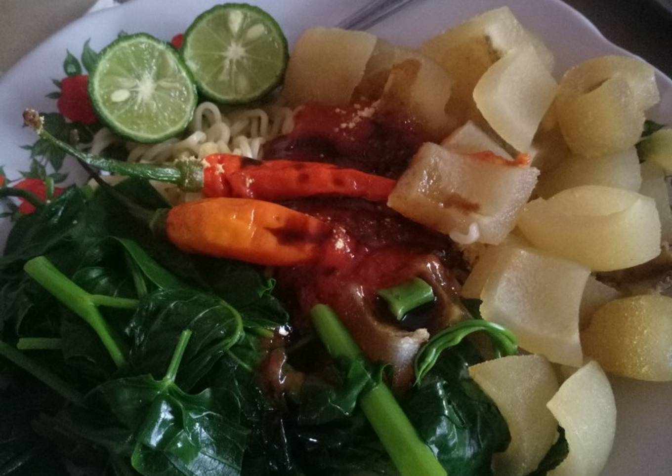 Mie goreng soto mantulll.