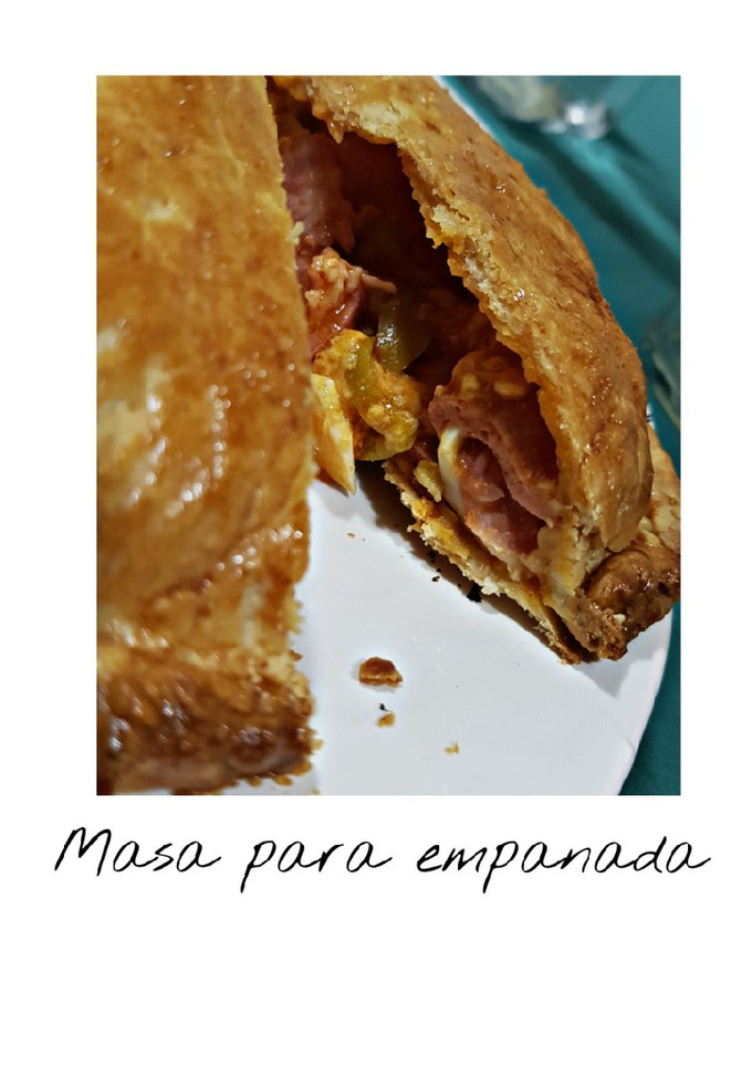 Una foto de Masa para empanada súper fácil
