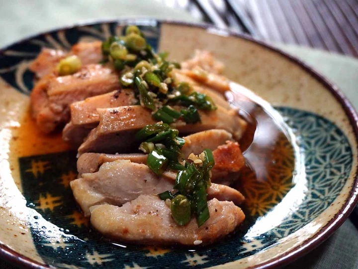 Easy Steps to Make Recipe Sake Steamed Chicken With Lemon Sauce that is Can Pamper Your Tongue, Delicious}