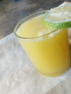 A picture of Pineapple juice.