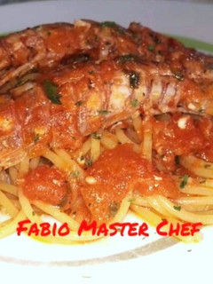 Foto di Spaghetti con Cicale di Mare sfumati al Cognac e Pomodorini