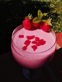 A picture of 🌸 Milkshake Fraise - Framboise.