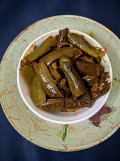 हरे आलू बैंगन की सब्जी (Hare aloo baingan ki sabzi recipe in hindi) रेसिपी मुख्य फोटो
