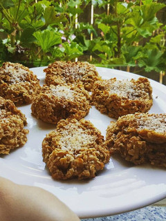 Una foto de Galletas manzana, canela y jengibre