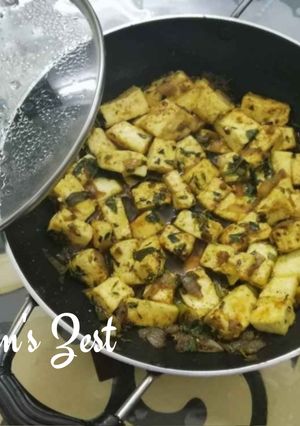 A picture of Kasuri Methi Paneer.