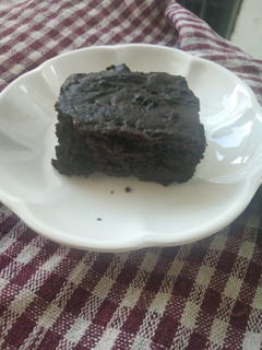 ચોકલેટ બ્રાઉની (Chocolate Brownie Recipe in Gujarati) રેસીપી મુખ્ય ફોટો