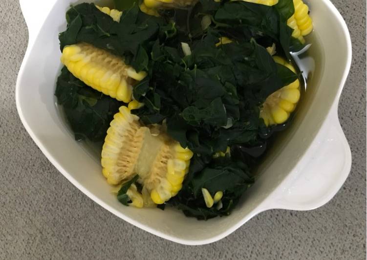 Sayur bening katuk jagung