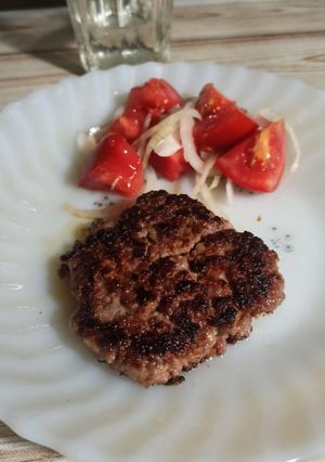 Una foto de Hamburguesas caseras con salsa de ostras
