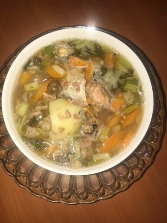 Langkah Gampang Menyiapkan Resep Sup Tulang Sapi yang Lezat Anti Ribet, Sempurna