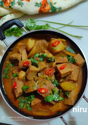 A picture of Raw Jackfruit Curry Odisha Style.