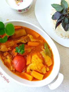 عکسی از دستور خورش رژیمی مرغ و هویج🥕🍗