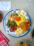Set Menu Ultah Versi Sarapan : Naskun Ayam Crispy, Oseng Kacang Panjang, Bihun Goreng Ranjau, dkk