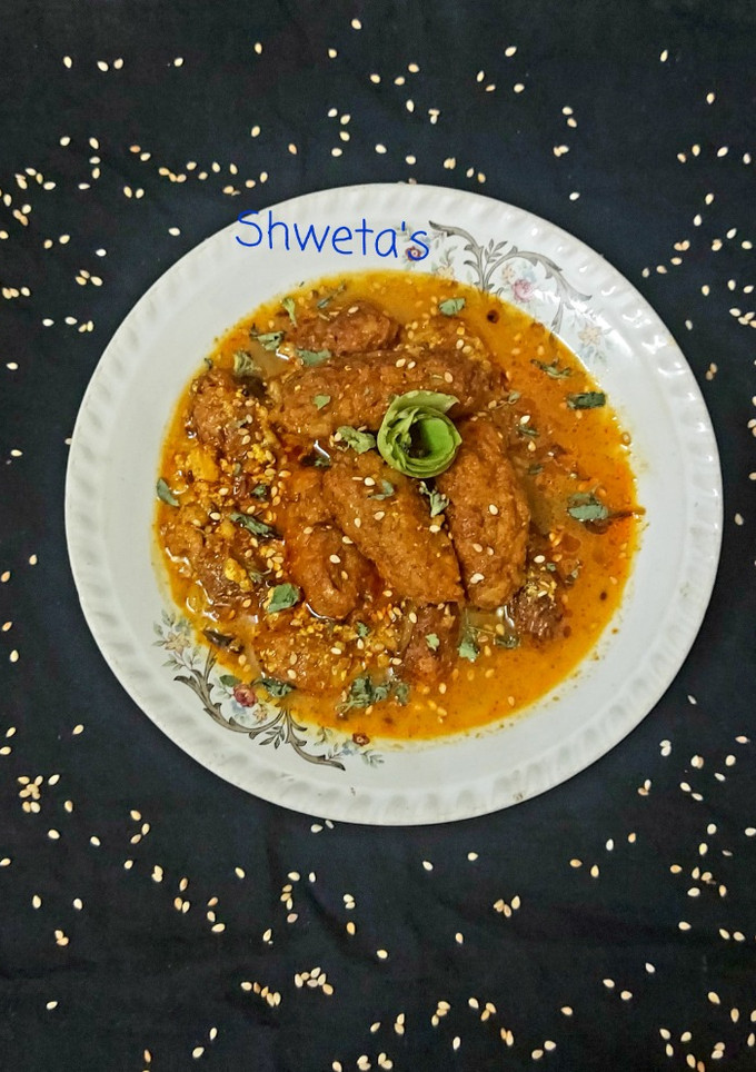 દૂધીના રસિયા મુઠીયા (Dudhi na Rasiya muthiya recipe in Gujarati) (Jain) રેસીપી મુખ્ય ફોટો