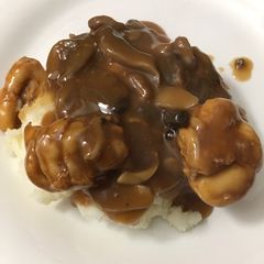 A picture of Chicken & mushrooms II.