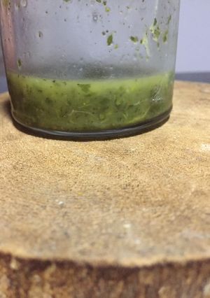 Una foto de Vinagreta de perejil y limón