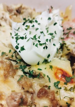 Fűszeres darált hús - baconos krumpliágyon👌 recept fotója
