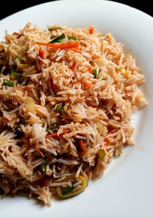 A picture of Burnt garlic veg fried rice.