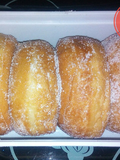 A picture of Fluffy doughnuts.