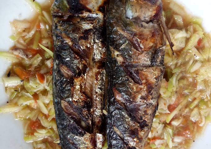 Resep membuat Ikan Makarel Bakar Sambal Kedondong  menggugah selera