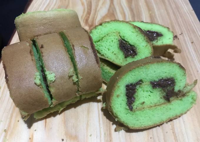 Bolu gulung pandan ovomaltine