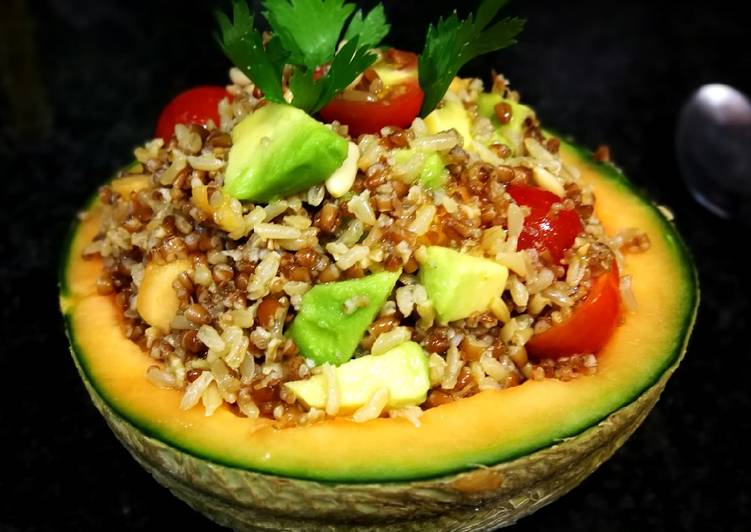Ensalada de quinoa integral y arroz con melón - veggie