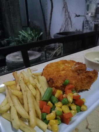 Cara Mudah Membikin Resep Chicken Katsu steak saus jamur yang Lezat Anti Ribet, Lezat