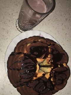 عکسی از دستور کیک ماست🥰 و شیر کاکائو
